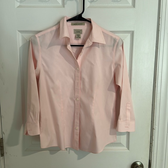 L.L. Bean Tops - Women’s ll bean blouse